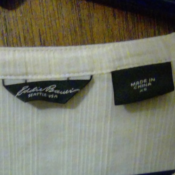 Two  XS Blouses, one Eddie Bauer, one Gap - Picture 2 of 6